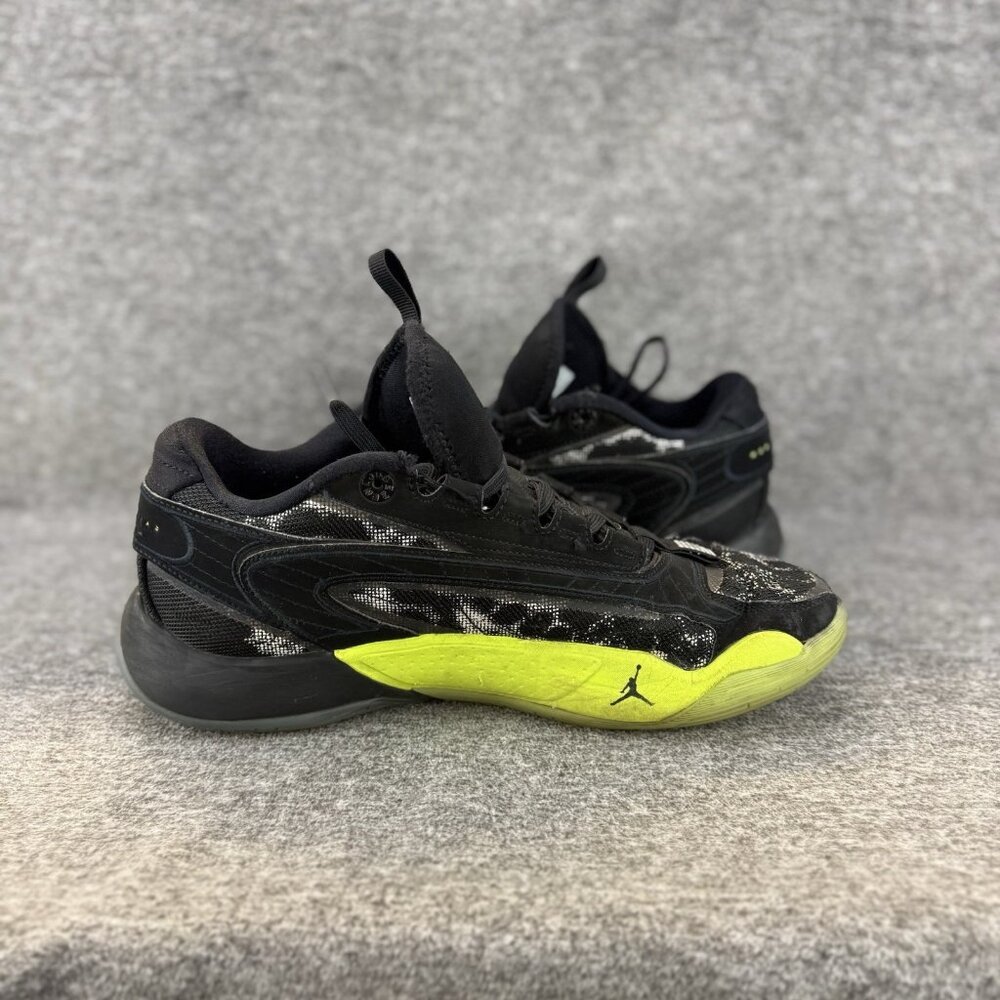 ✅Nike Air Jordan Luka 2 TB Men's Size 9.5 Black Volt Basketball Shoes Sneakers - Picture 9 of 10